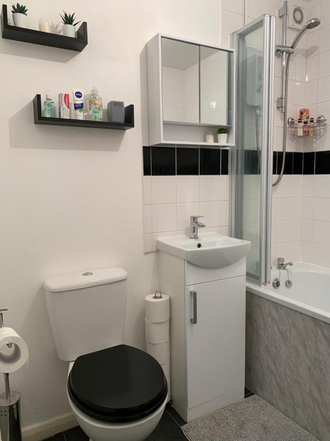 Modern Cosy Warm Home With Free Parking Chelmsford Ngoại thất bức ảnh